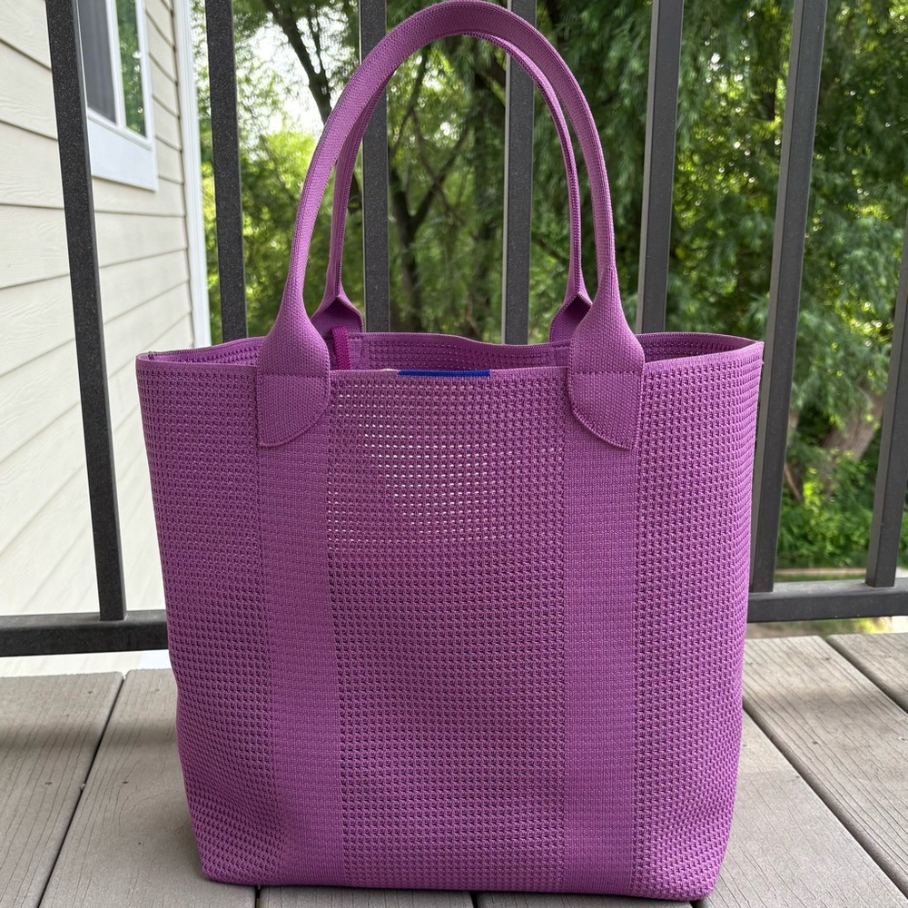 Rothy’s Lightweight Tote - Summer Berry